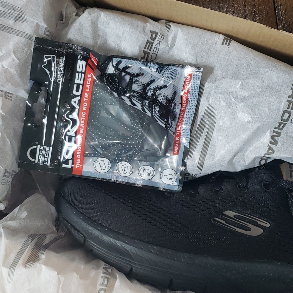 Skechers Arch Fit sneakers - Picture 8 of 8